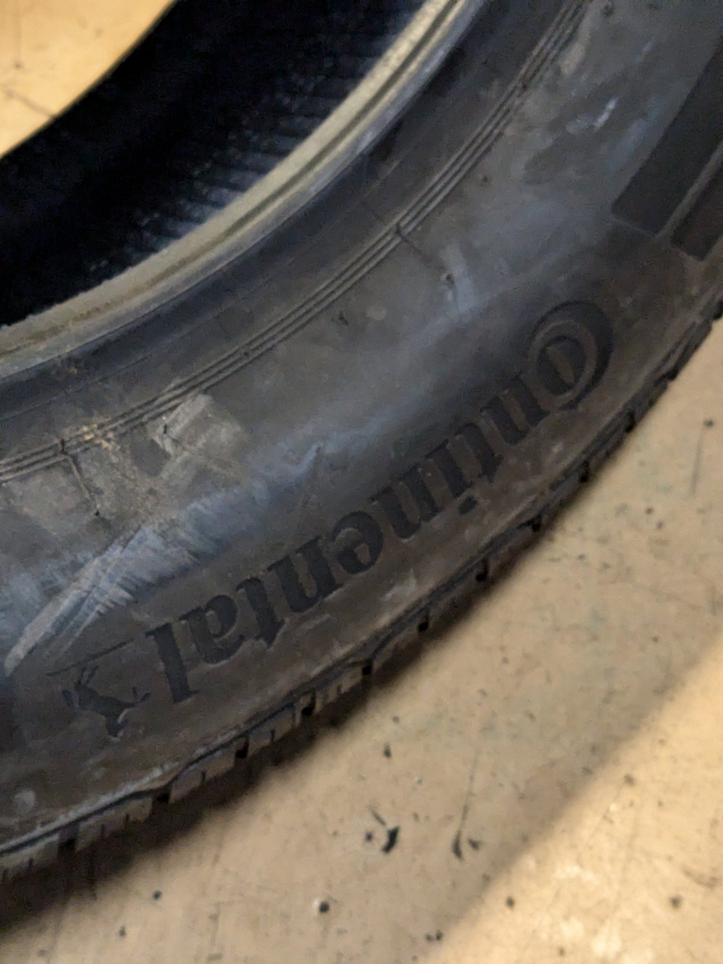 CONTINENTAL TRUECONTACT TOUR P 225 60 18 100H SL ALL SEASON TIRE 15505040000