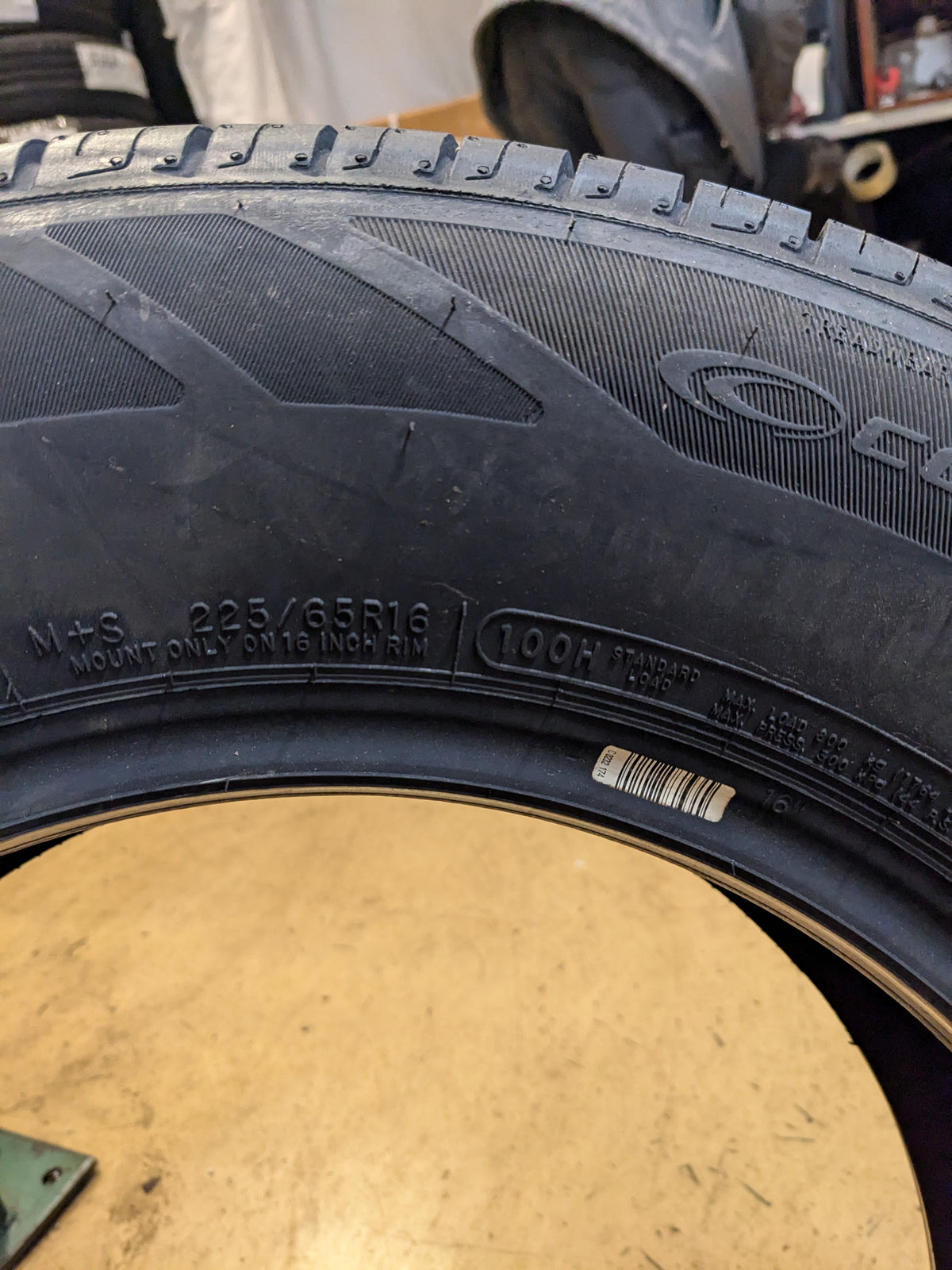 COOPER ENDEAVOR P 225 65 16 100H SL ALL SEASON TIRE 166292008