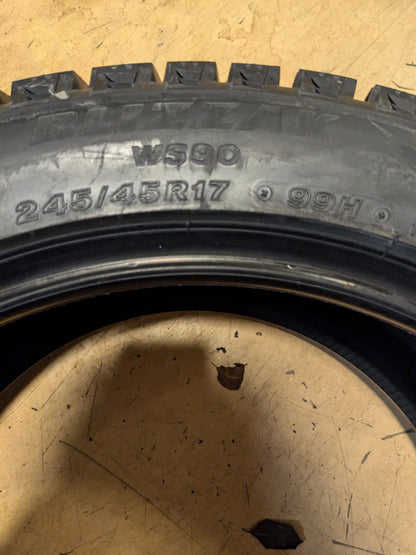 BRIDGESTONE BLIZZAK WS90 245 45 17 99H XL WINTER TIRE 001158
