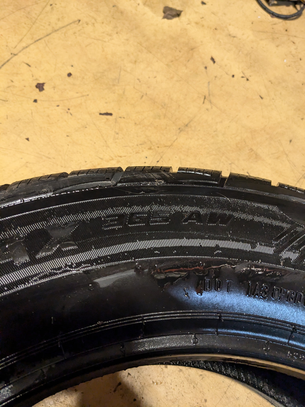GENERAL ALTIMAX 356 AW 225 65 17 102H SL ALL WEATHER TIRE 15574380000