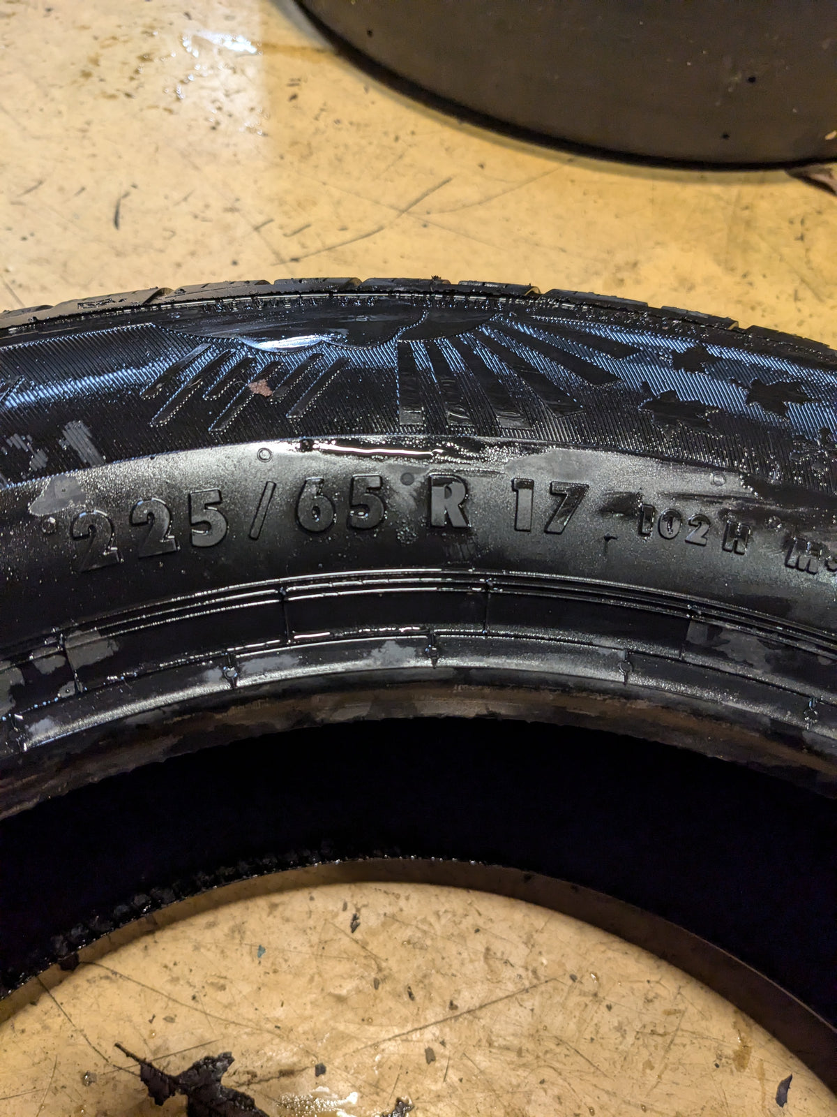 GENERAL ALTIMAX 356 AW 225 65 17 102H SL ALL WEATHER TIRE 15574380000