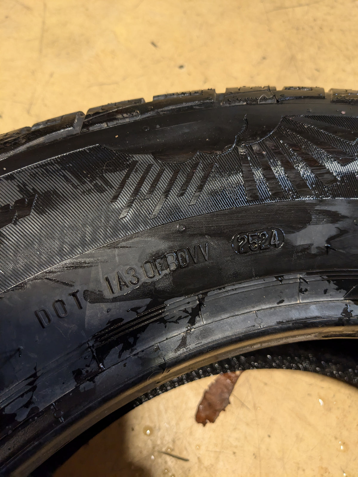 GENERAL ALTIMAX 356 AW 225 65 17 102H SL ALL WEATHER TIRE 15574380000