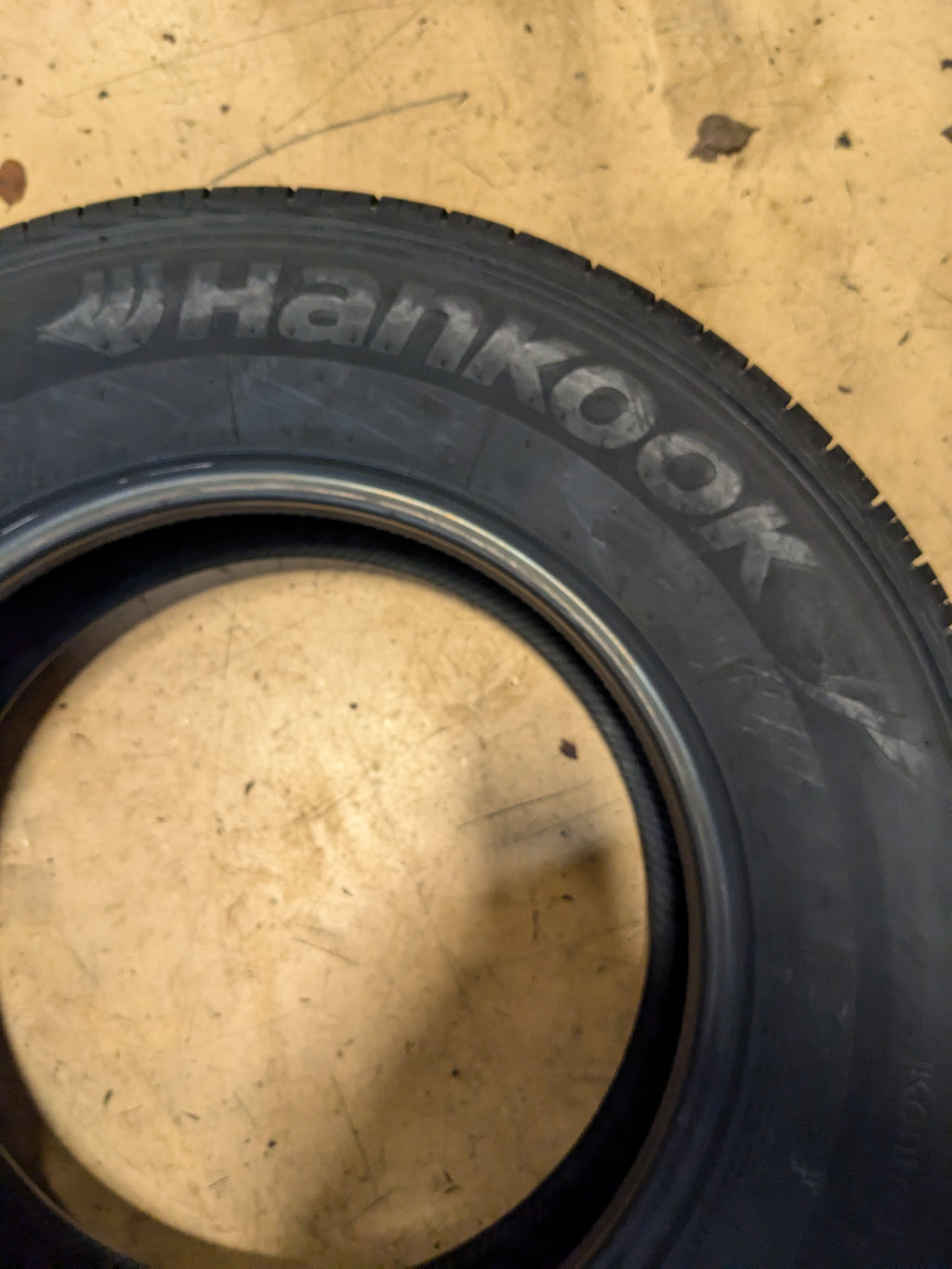 HANKOOK DYNAPRO HP2 (RA33) 225 70 16 103H ALL SEASON TIRE SL 1014139