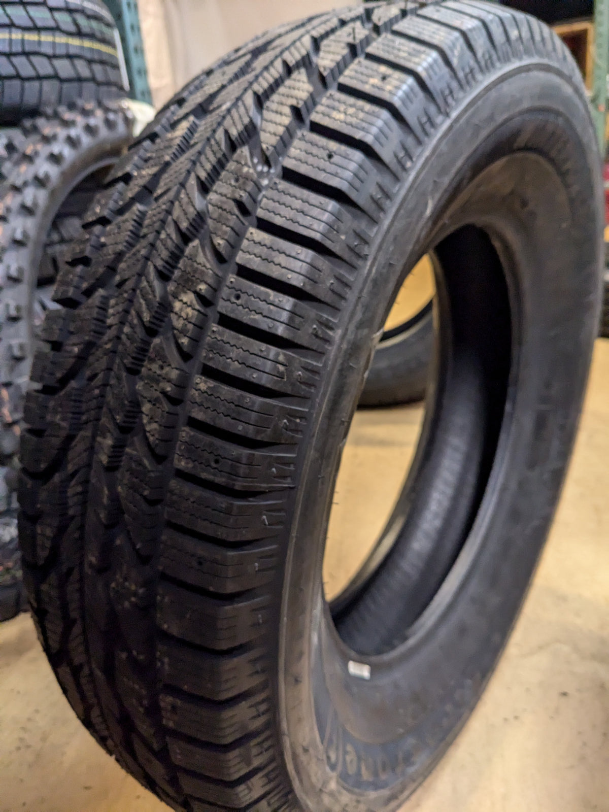 FIRESTONE WINTERFORCE 2 UV P 225 70 16 103S SL SNOW WINTER TIRE 148266