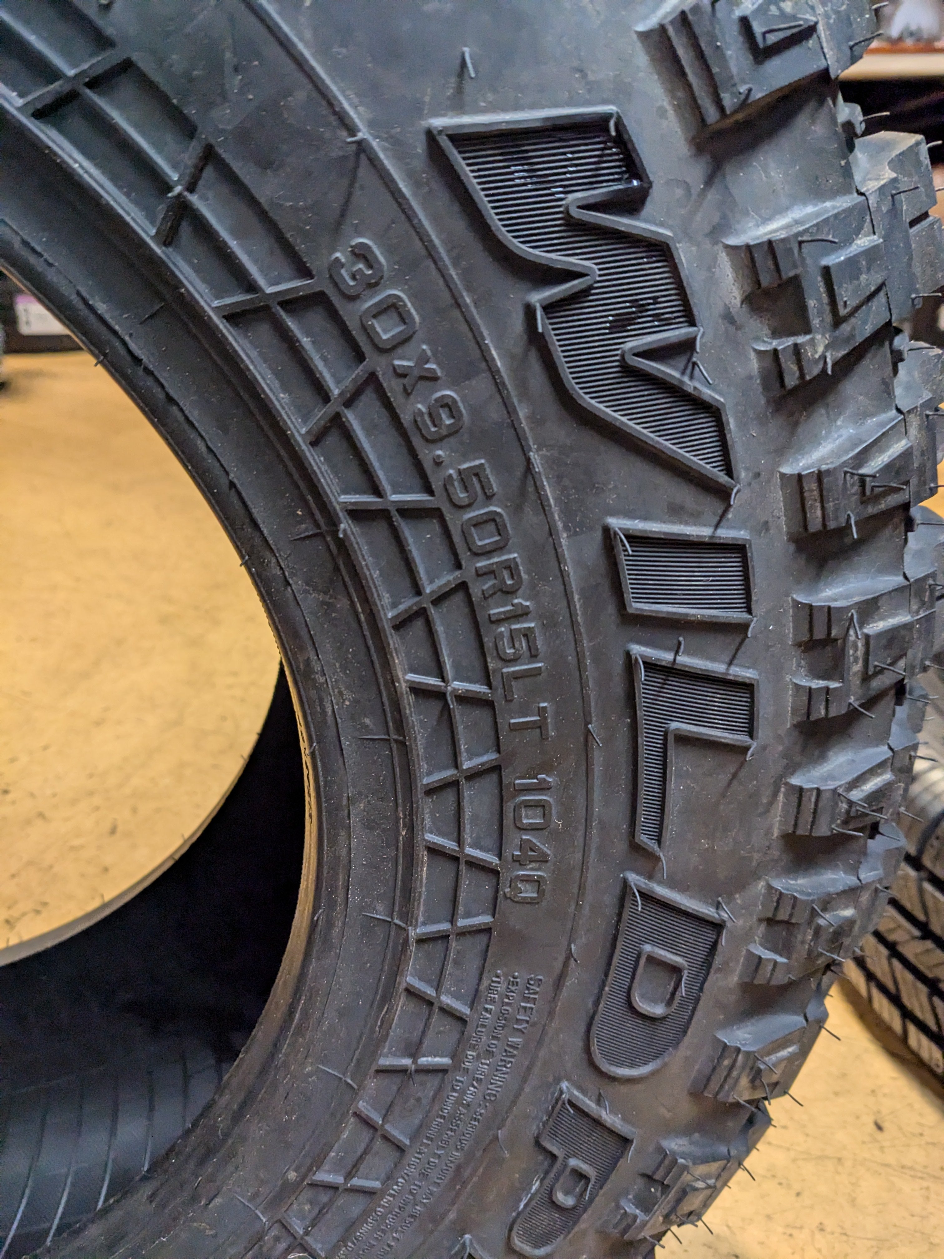 (KSL ONLY) 4 FALKEN WILDPEAK MT01 LT 30 9.5 15 104Q LRC 6PLY MUD TERRAIN TIRE 28516312