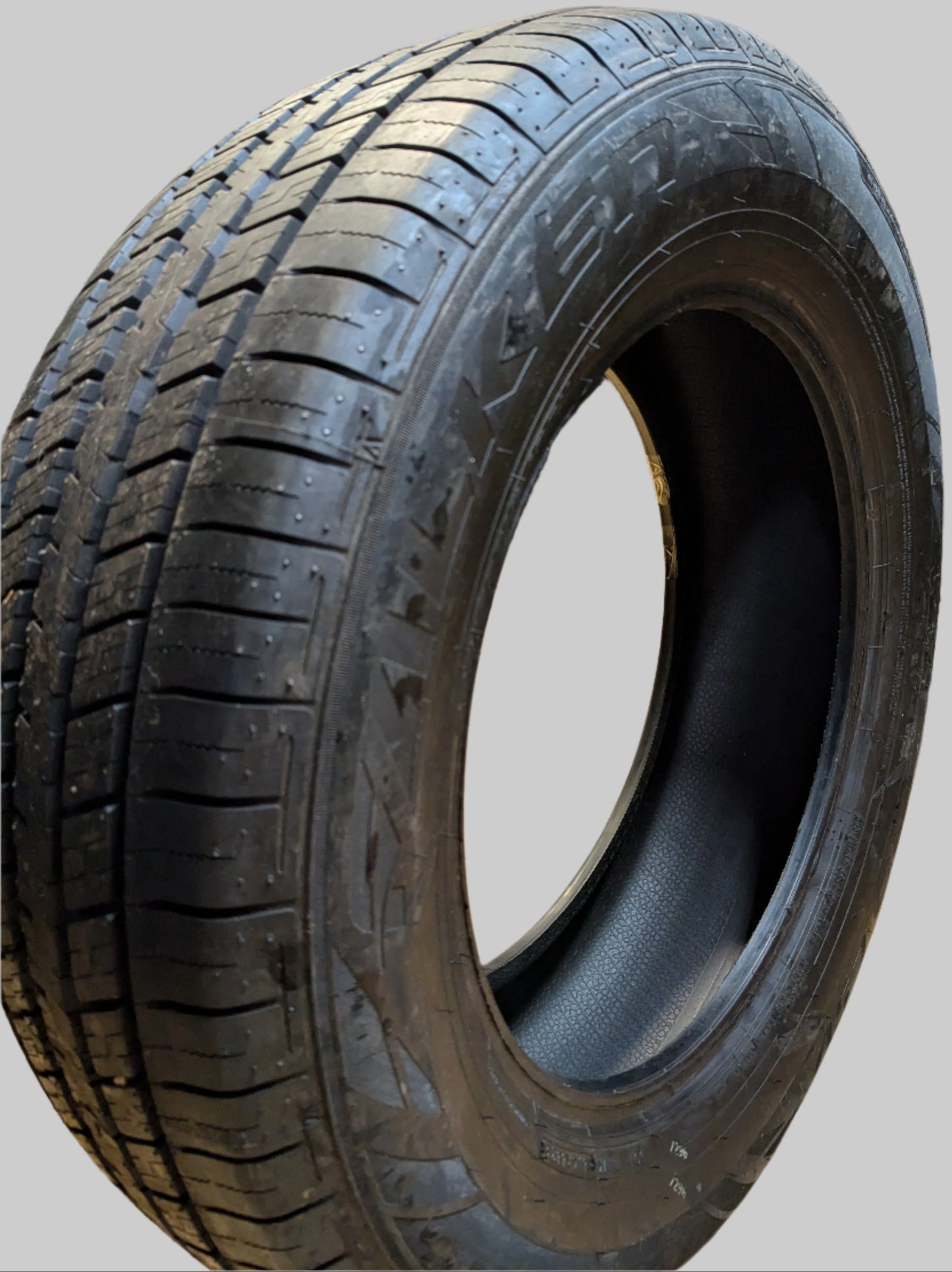 USED DTO 10/32” FALKEN PRO G5 CSV P 235 65 18 106V SL ALL SEASON TIRE 28658603