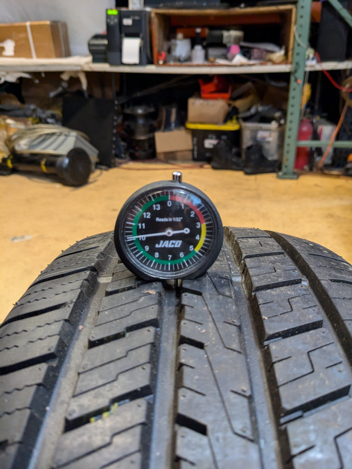 USED DTO 10/32” FALKEN PRO G5 CSV P 235 65 18 106V SL ALL SEASON TIRE 28658603