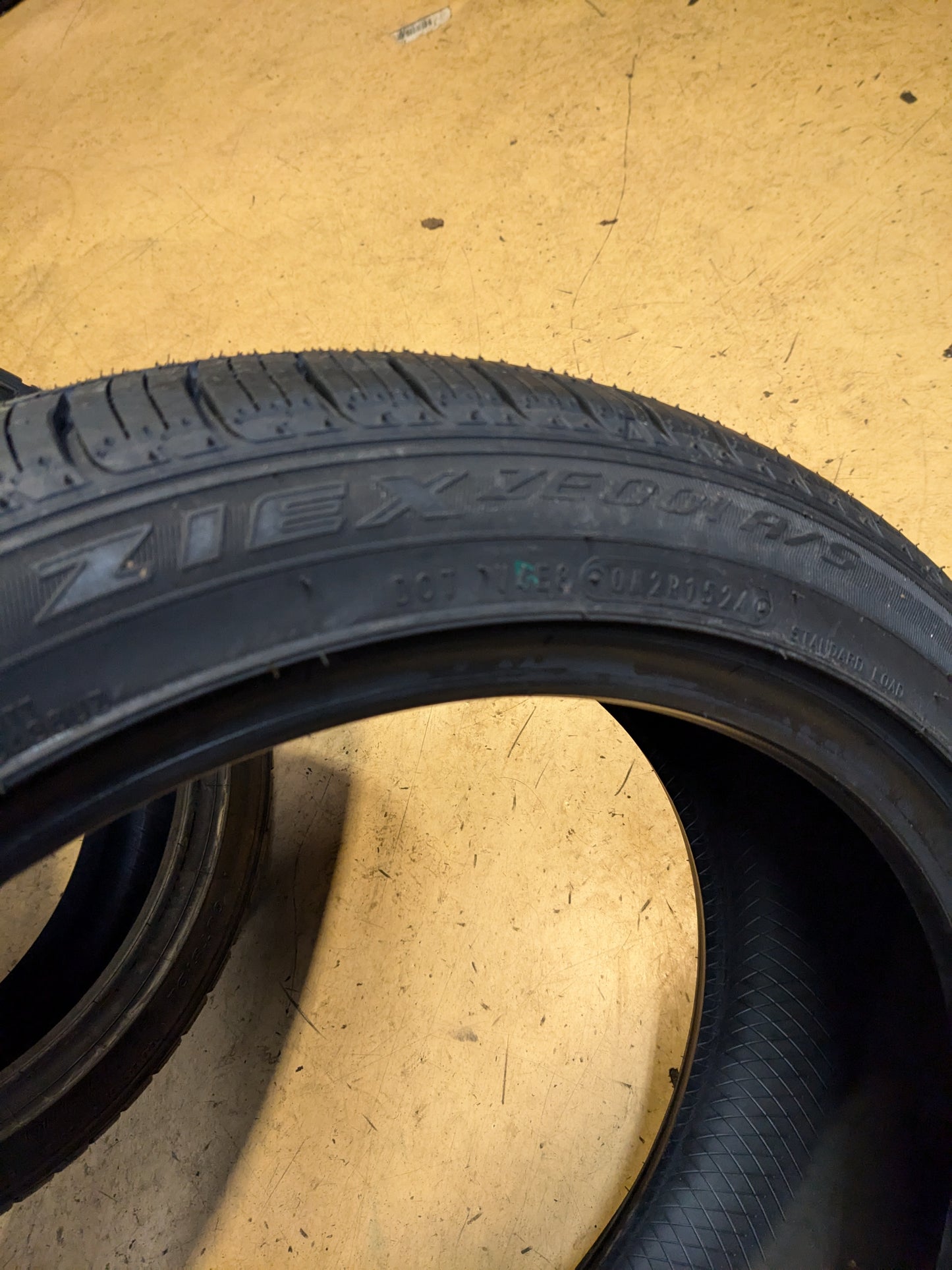 4 FALKEN ZIEX ZE001 A/S P 225 45 19 92W SL ALL SEASON TIRES 59000440