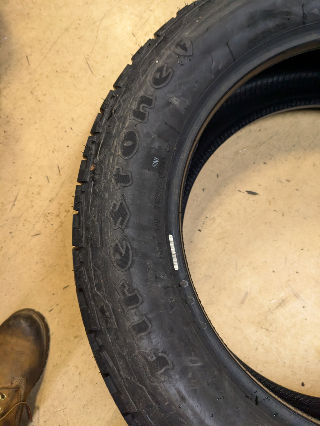 FIRESTONE DESTINATION A/T2 BSW P 275 55 20 111S SL ALL TERRAIN TIRE 014774