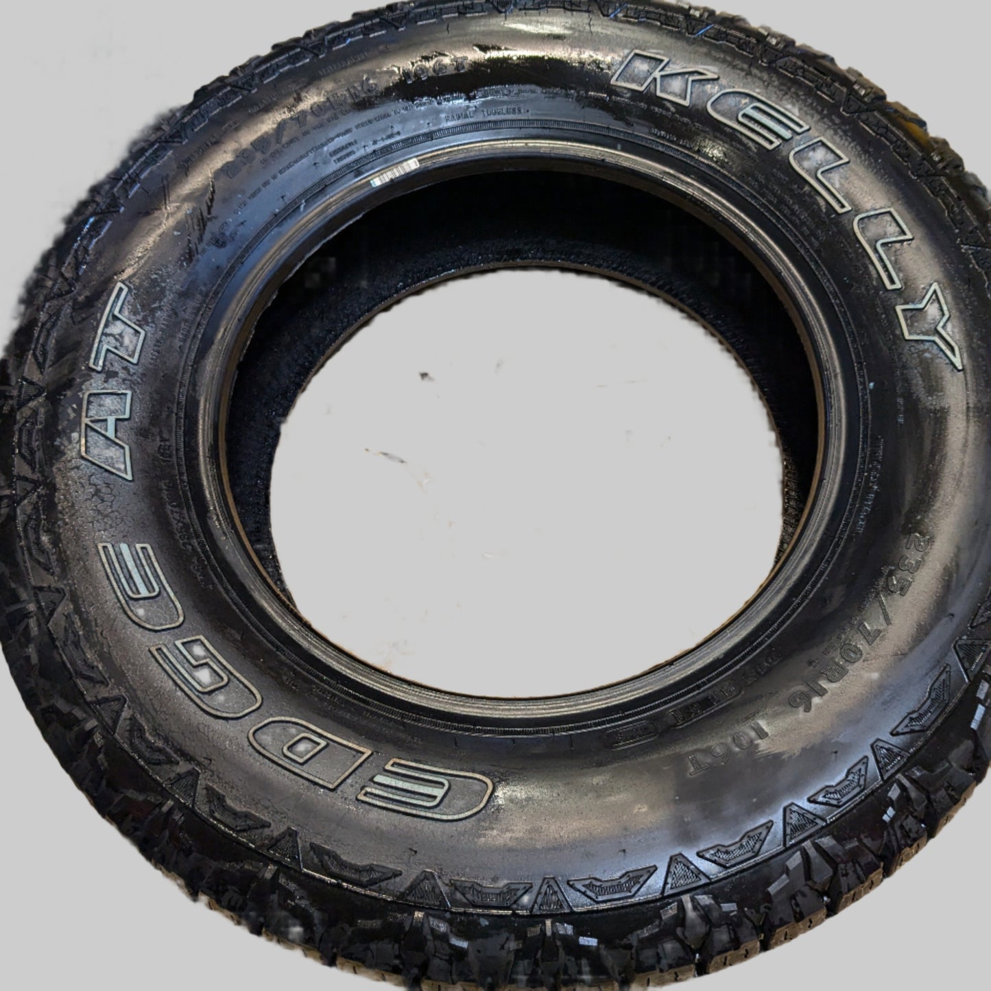 NEW OLD STOCK KELLY EDGE A/T RWL P 235 70 16 107T SL ALL TERRAIN TIRE 357762286