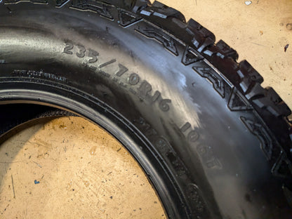 NEW OLD STOCK KELLY EDGE A/T RWL P 235 70 16 107T SL ALL TERRAIN TIRE 357762286
