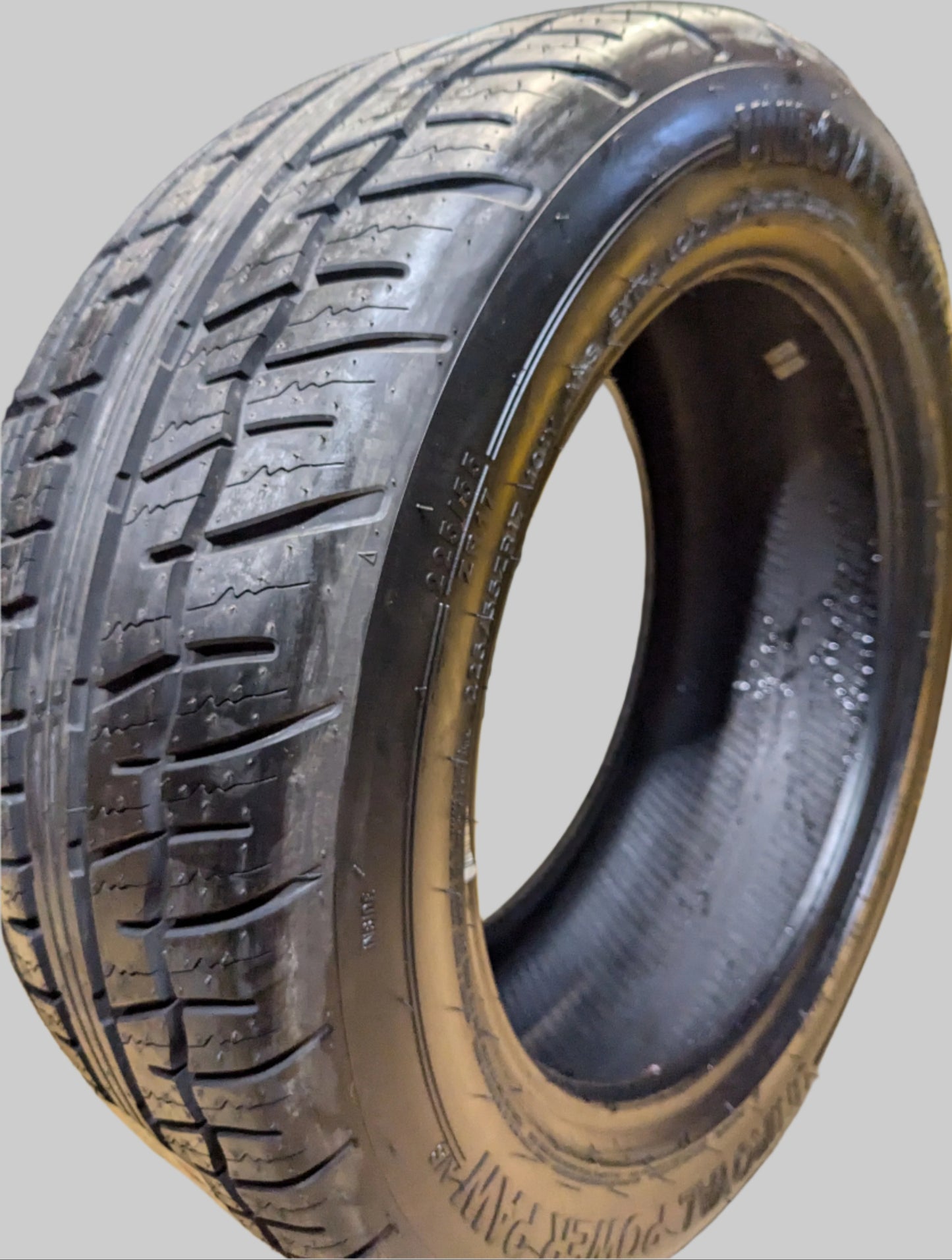 UNIROYAL POWER PAW BSW P 225 55 17 101Y XL ALL SEASON TIRE 69881