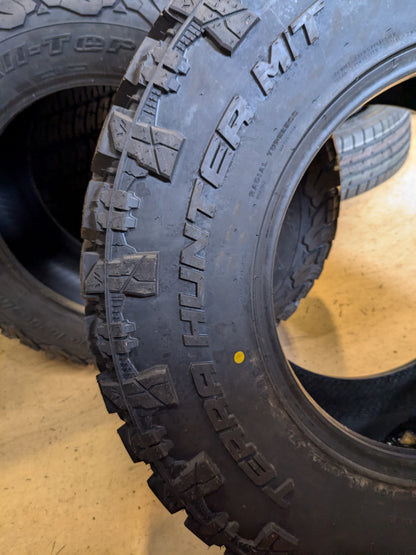 VENOM POWER TERRA HUNTER M/T BSW LT 33 12.5 17 120Q LRE 10PLY MUD TERRAIN TIRE TVPMT38