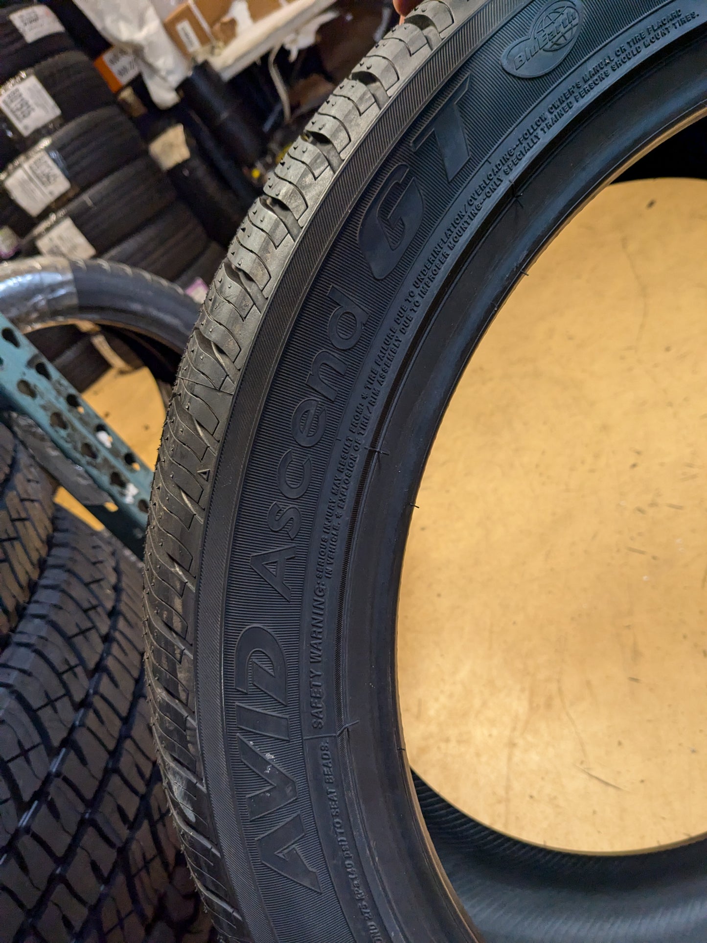 YOKOHAMA AVID ASCEND GT BSW P 245 45 20 99V SL ALL SEASON TIRE 110132750