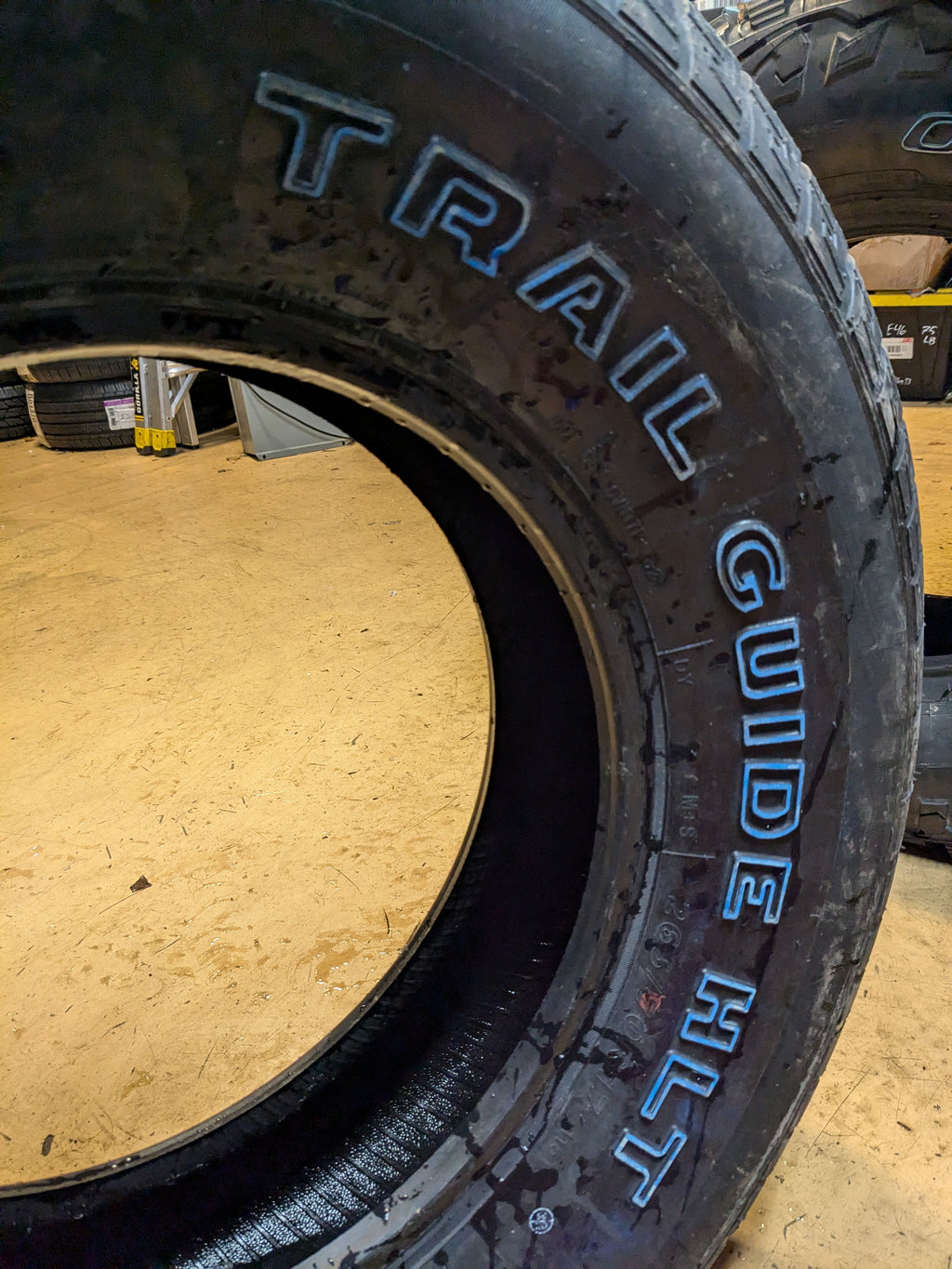 2 TRAIL GUIDE HLT OWL P 265 70 17 115T SL TIRE TGH87