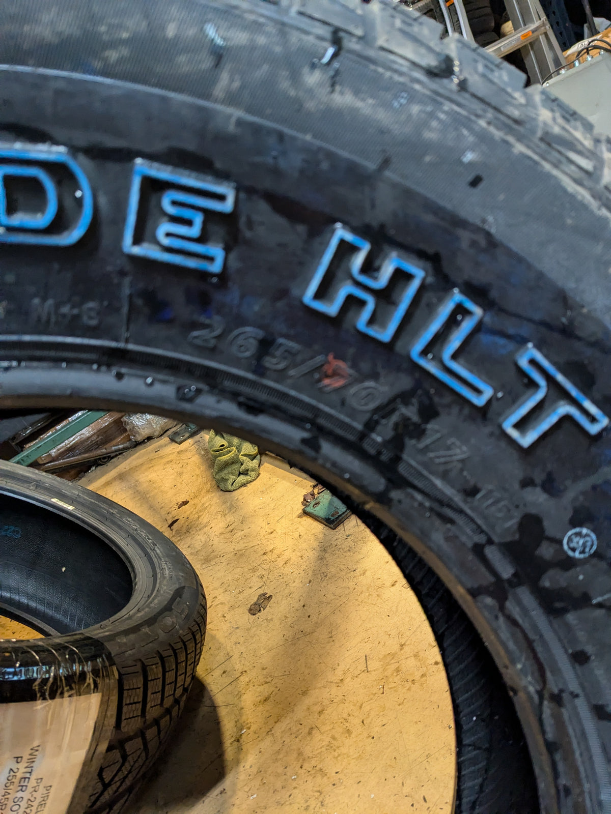 2 TRAIL GUIDE HLT OWL P 265 70 17 115T SL TIRE TGH87