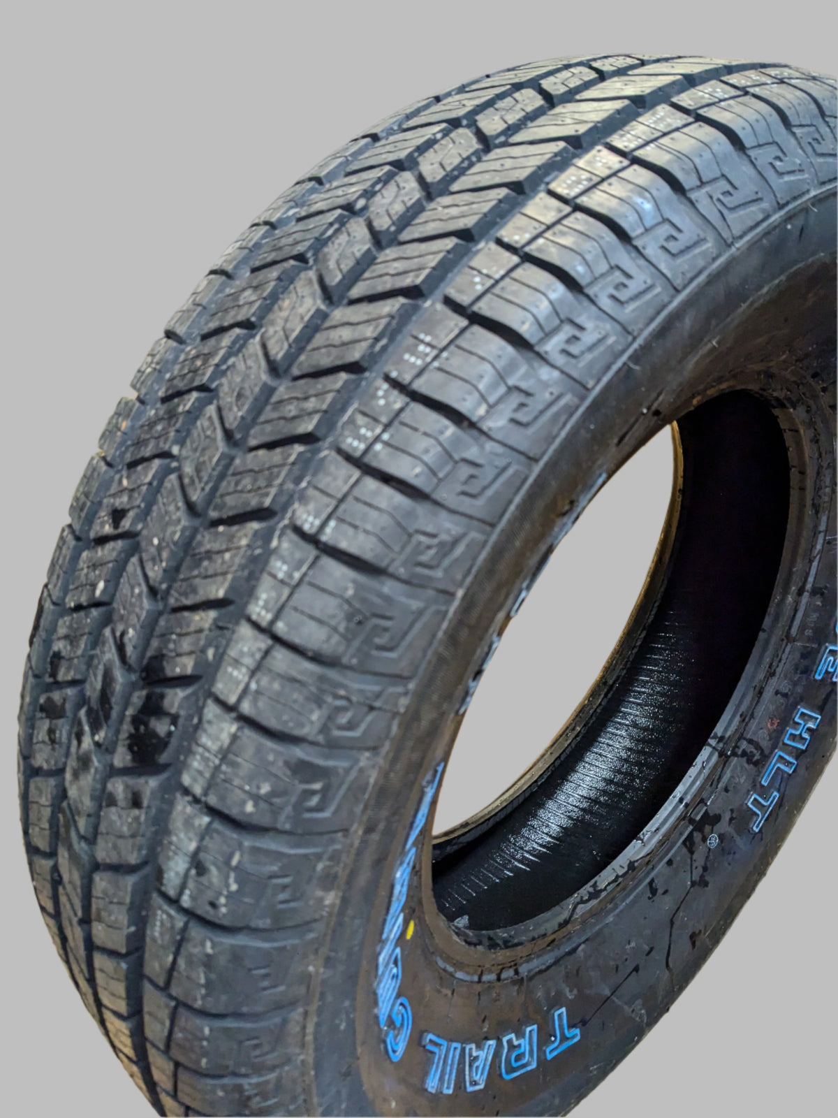 2 TRAIL GUIDE HLT OWL P 265 70 17 115T SL TIRE TGH87