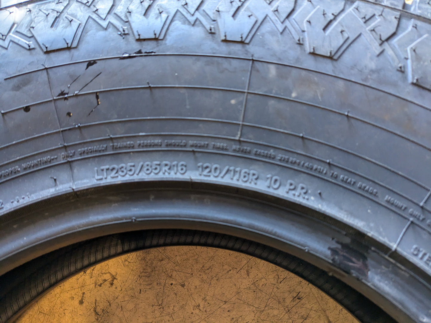 2 BIG O BIG FOOT A/T II BSW LT 235 85 16 120 116R TIRE LRE 10PLY 32117