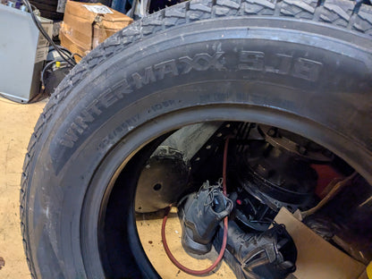 2 DUNLOP WINTER MAXX SJ8 BSW P 235 65 17 108R XL WINTER TIRE 290124109