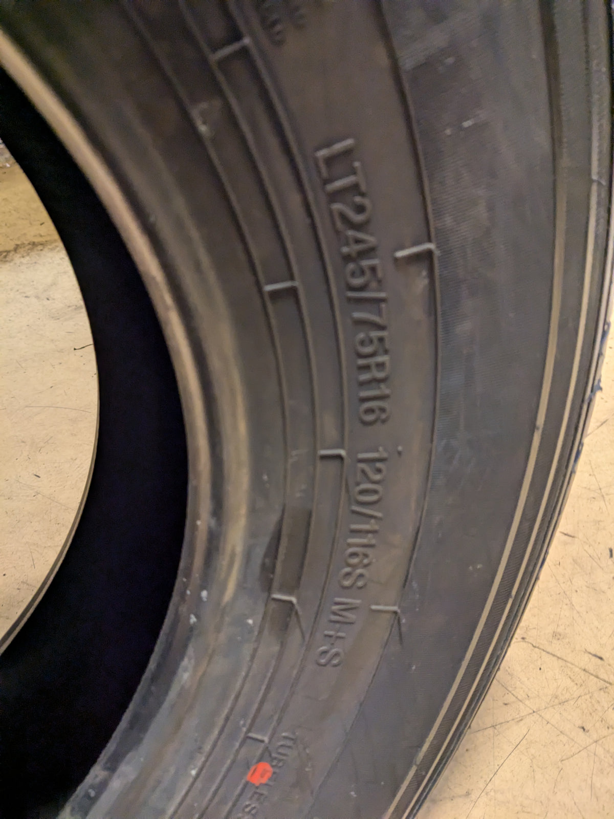 FINALIST TERRENO HT BSW LT 245 75 16 120/116S LRE 10 PLY LLLT028