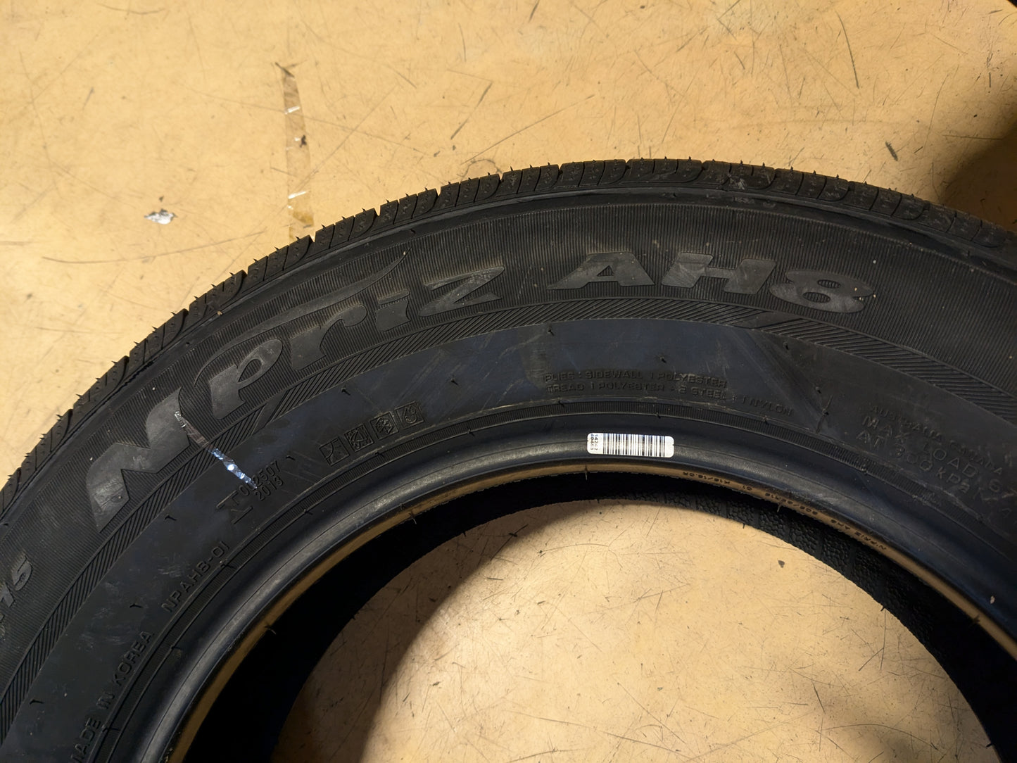 2 NEXEN N PRIZ AH8 P 205 65 15 94H SL ALL SEASON TIRES 15117NXK