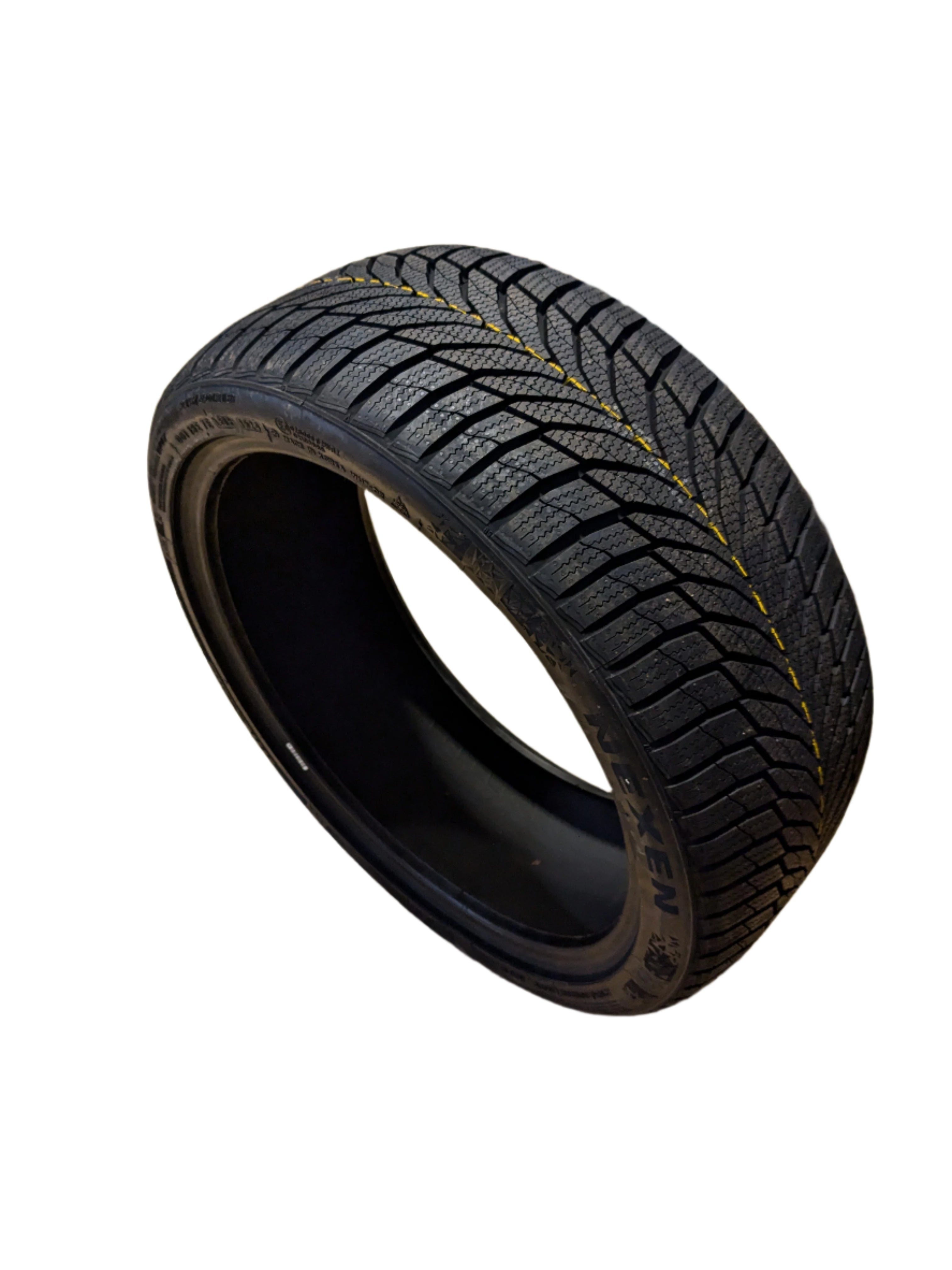 NEXEN WINGUARD SPORT 2 BSW P 215 40 18 89V WINTER TIRE 16016NXK