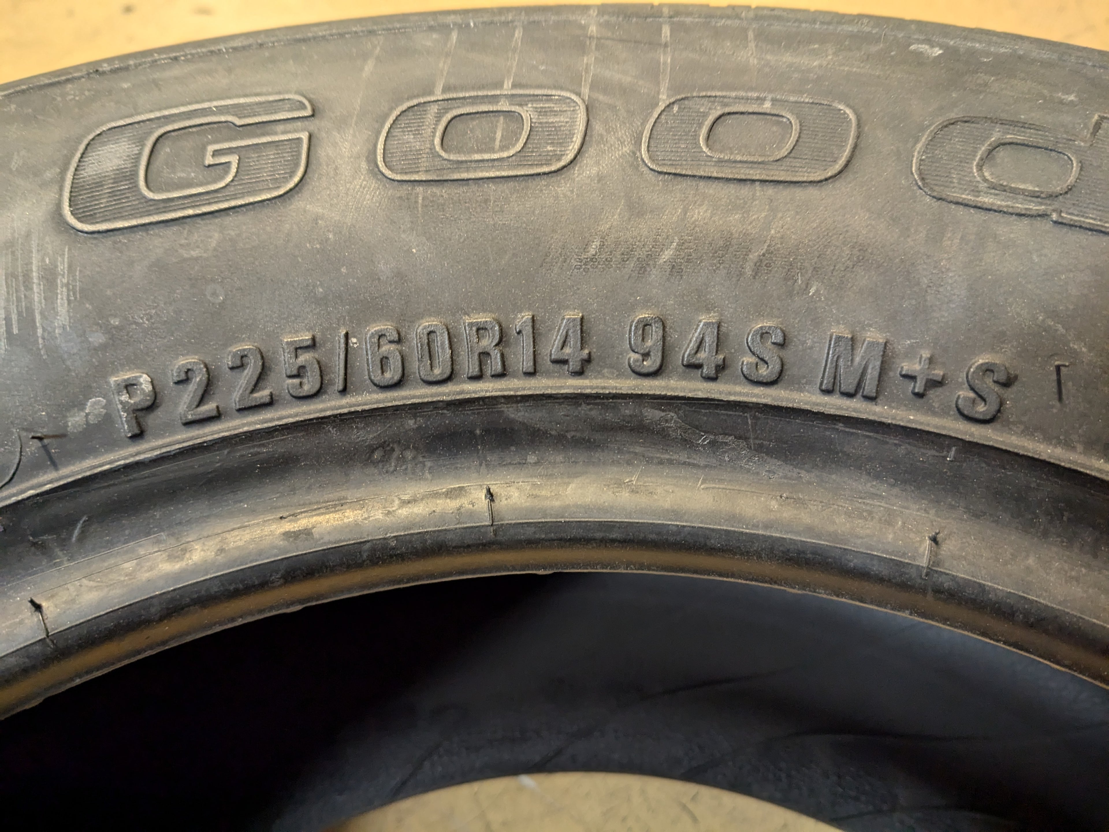BFGOODRICH RADIAL T/A RWL P 225 60 14 94S SL ALL SEASON TIRE 03769