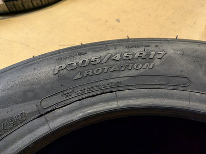 2 MICKEY THOMPSON ET STREET R BSW P 305 45 17 DRAG TIRE 315090004