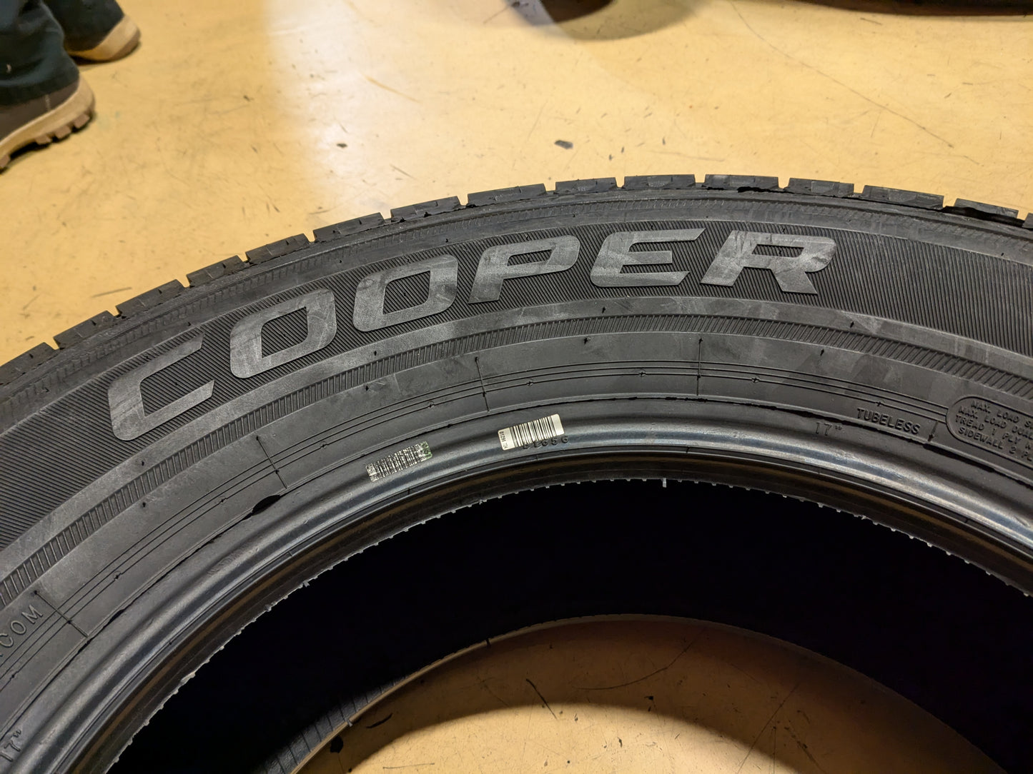 2 COOPER DISCOVERER HT3 BSW LT 265 70 17 121/118S 10PLY ALL SEASON TIRE 170190003