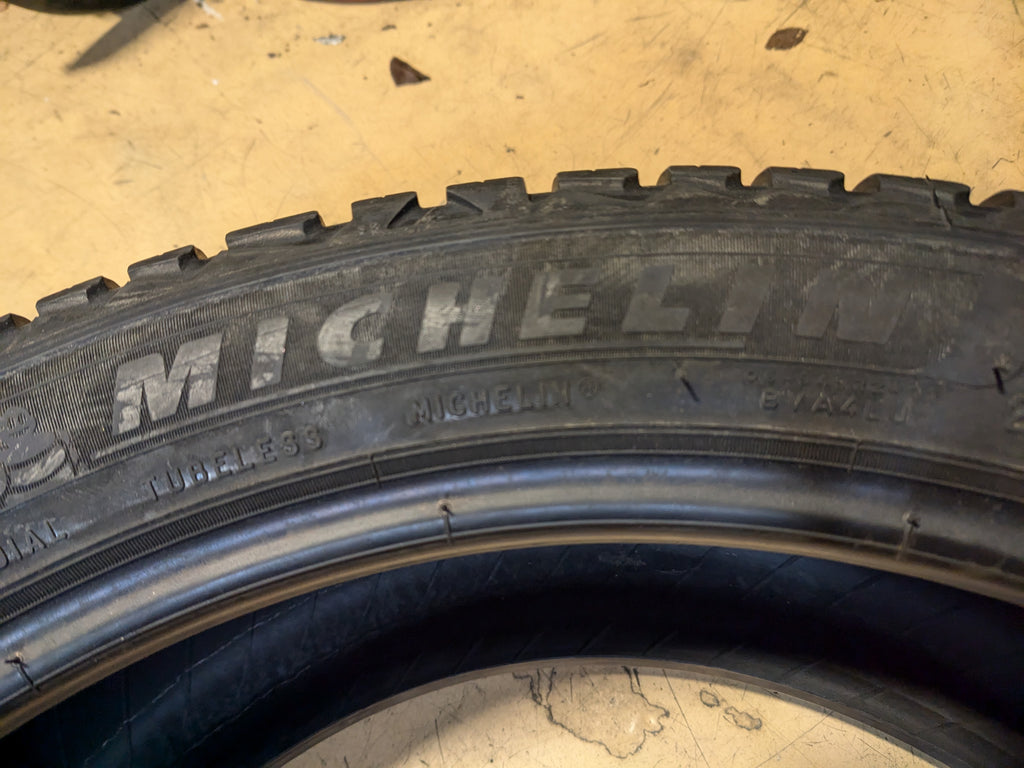2 MICHELIN CROSSCLIMATE2 BSW P 235 40 18 XL 95V ALL SEASON TIRE 45388