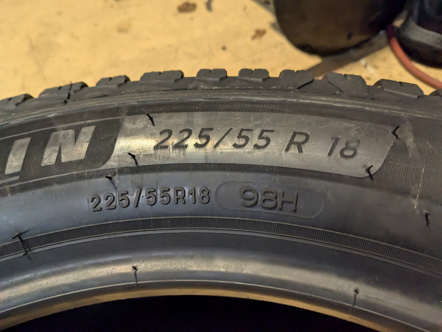 MICHELIN CROSSCLIMATE2 BSW P 225 55 18 98H ALL SEASON TIRE 04749