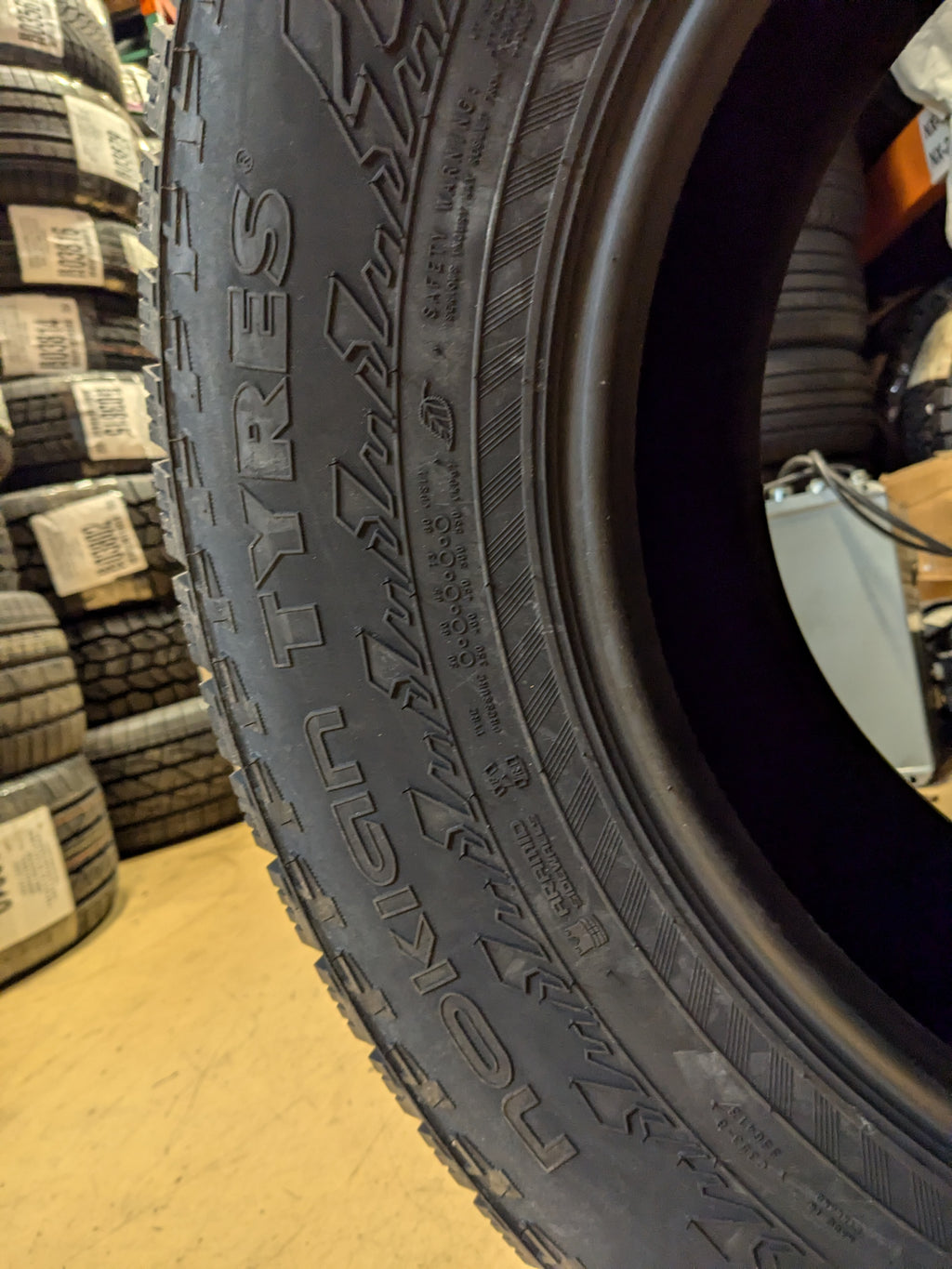 4 NOKIAN HAKKAPELIITTA LT3 BSW LT 245 75 16 120/116Q E WINTER TIRE T430950