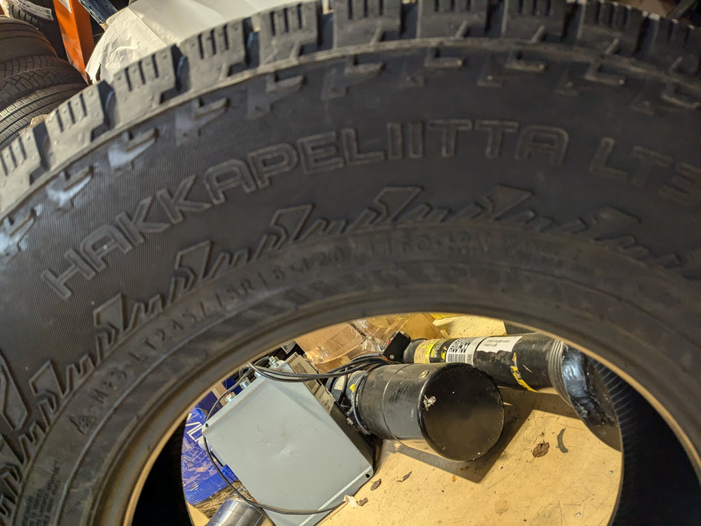 4 NOKIAN HAKKAPELIITTA LT3 BSW LT 245 75 16 120/116Q E WINTER TIRE T430950