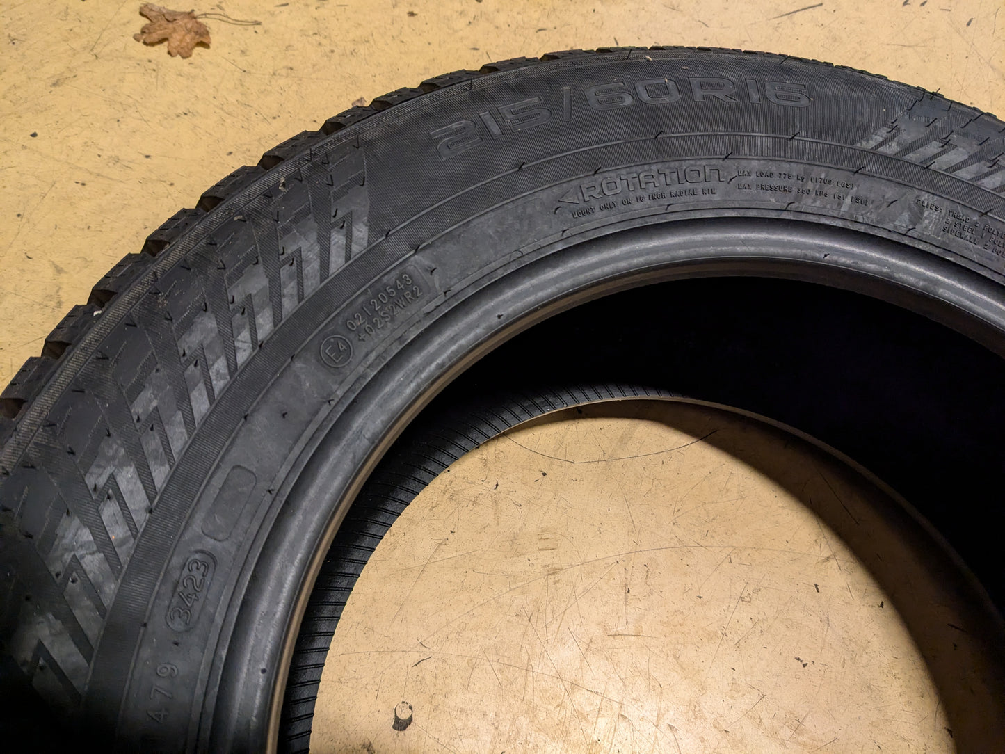 2 NOKIAN HAKKAPELIITTA 10 BSW P 215/60R16 99T XL WINTER TIRES TS32431