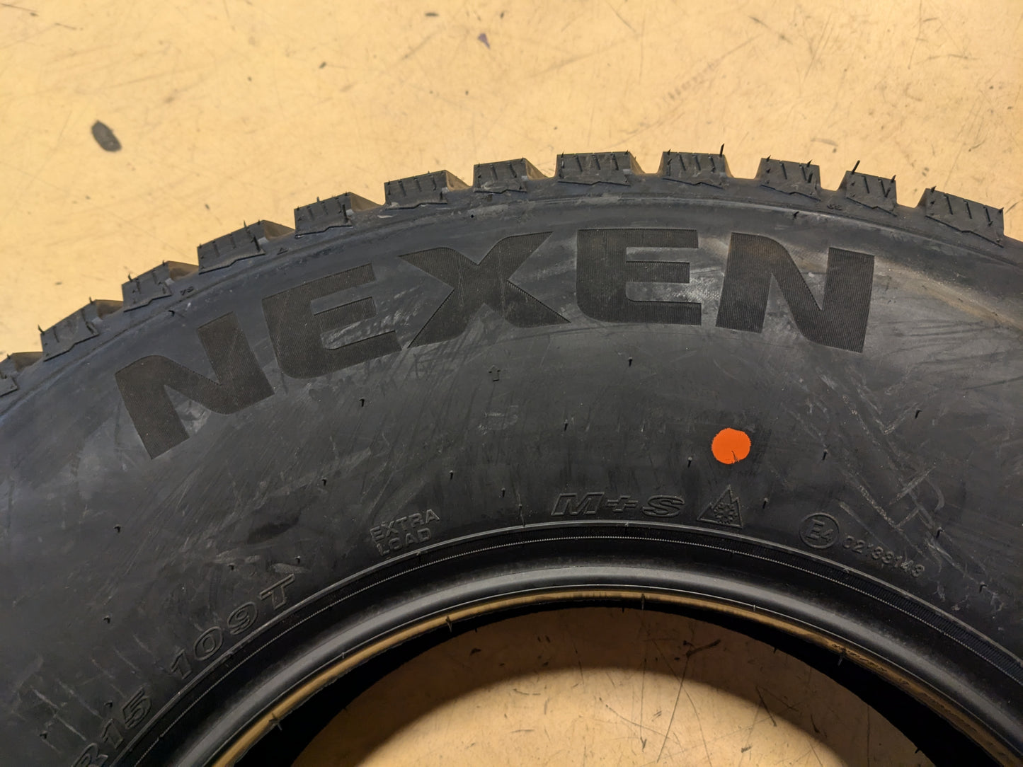 Nexen Winguard Winspike 3 BSW P 235 75 15 109T XL WINTER TIRE 10896NXK