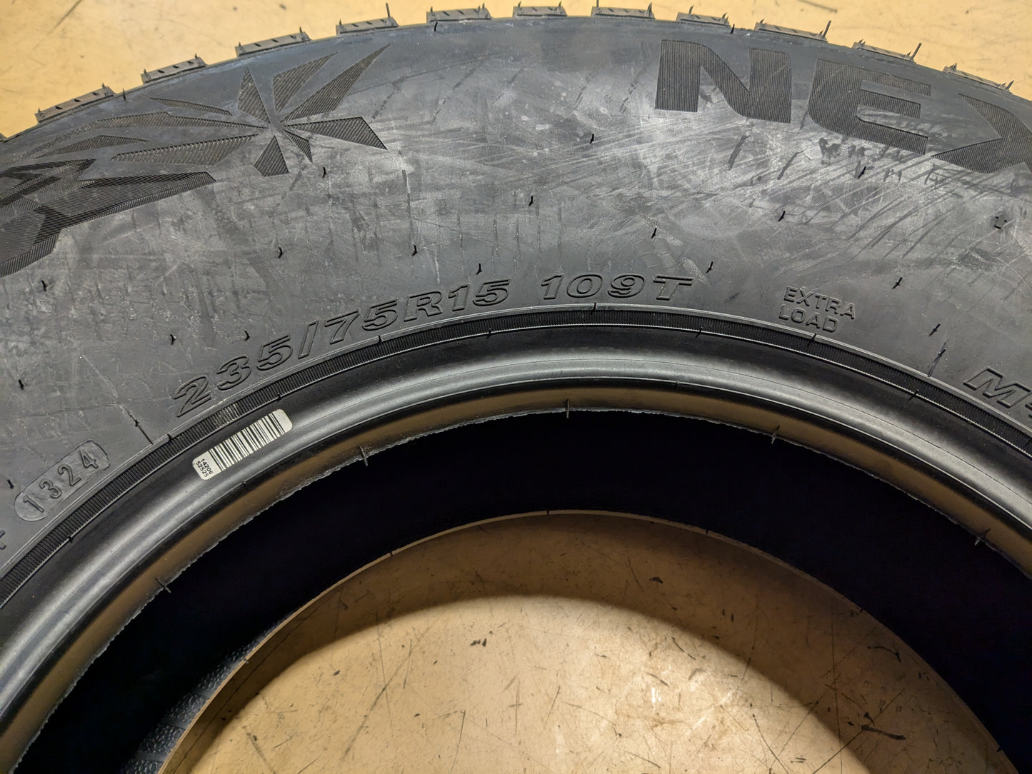 Nexen Winguard Winspike 3 BSW P 235 75 15 109T XL WINTER TIRE 10896NXK
