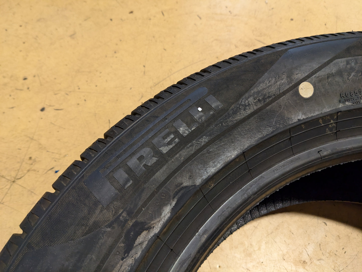 PIRELLI P7 AS PLUS 3 P 235 55 17 99H SL ALL SEASON TIRE 4230100