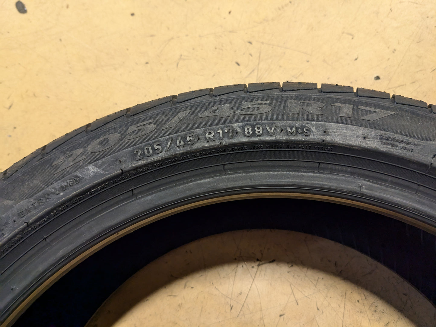 PIRELLI CINTURATO P7 ALL SEASON BSW PIRELLI 205 45 17 88V XL TIRE 2246100