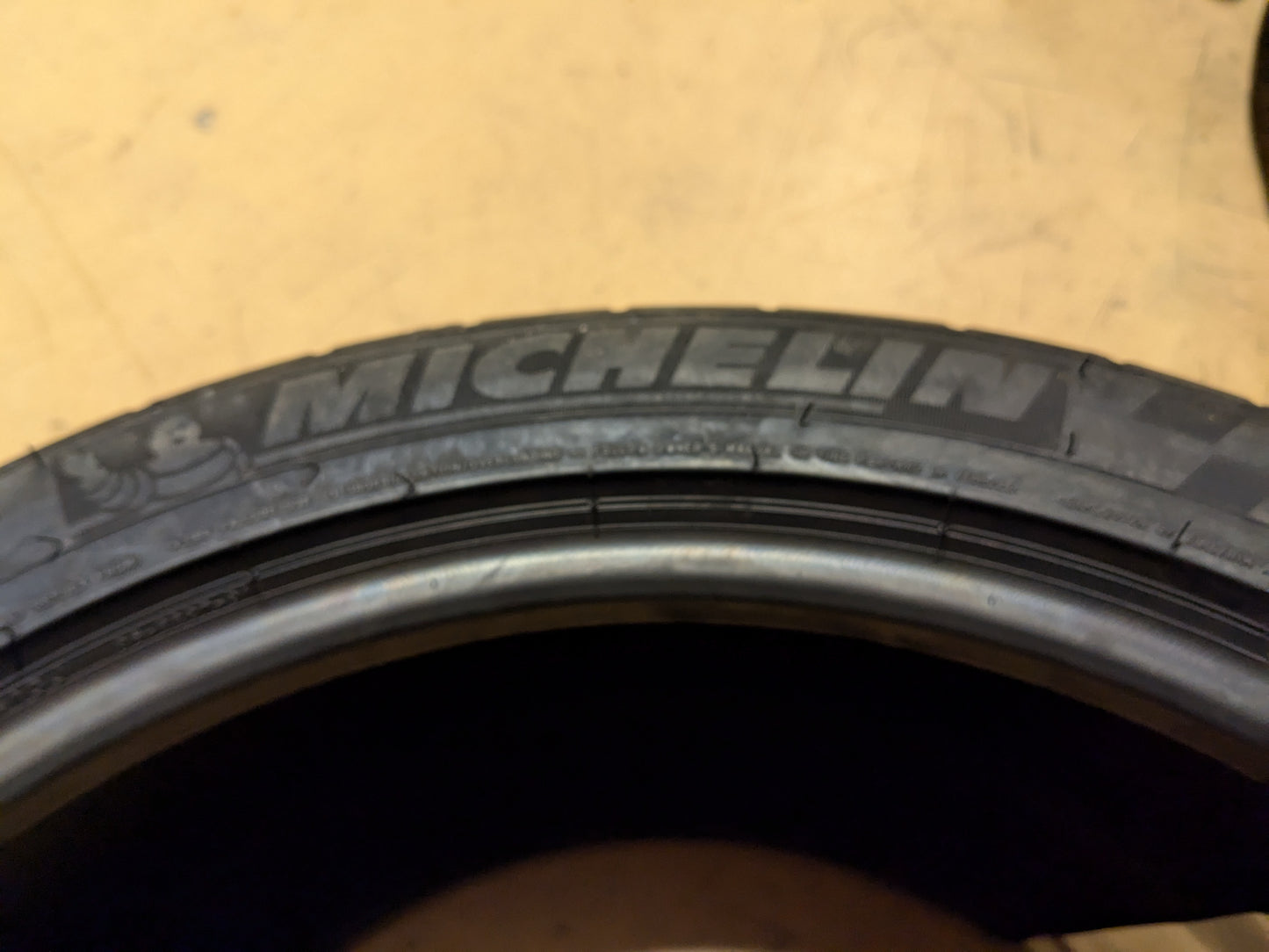 MICHELIN PILOT SUPER SPORT BSW P 295 35 19 XL 104Y SUMMER TIRE 10261