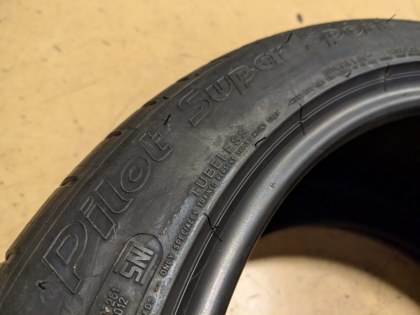 MICHELIN PILOT SUPER SPORT BSW P 295 35 19 XL 104Y SUMMER TIRE 10261