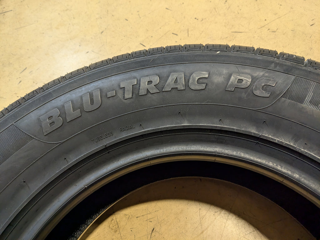 2 ARMSTRONG BLUE-TRAC PC BSW P 215 70 15 98H SUMMER TIRE 1200043058
