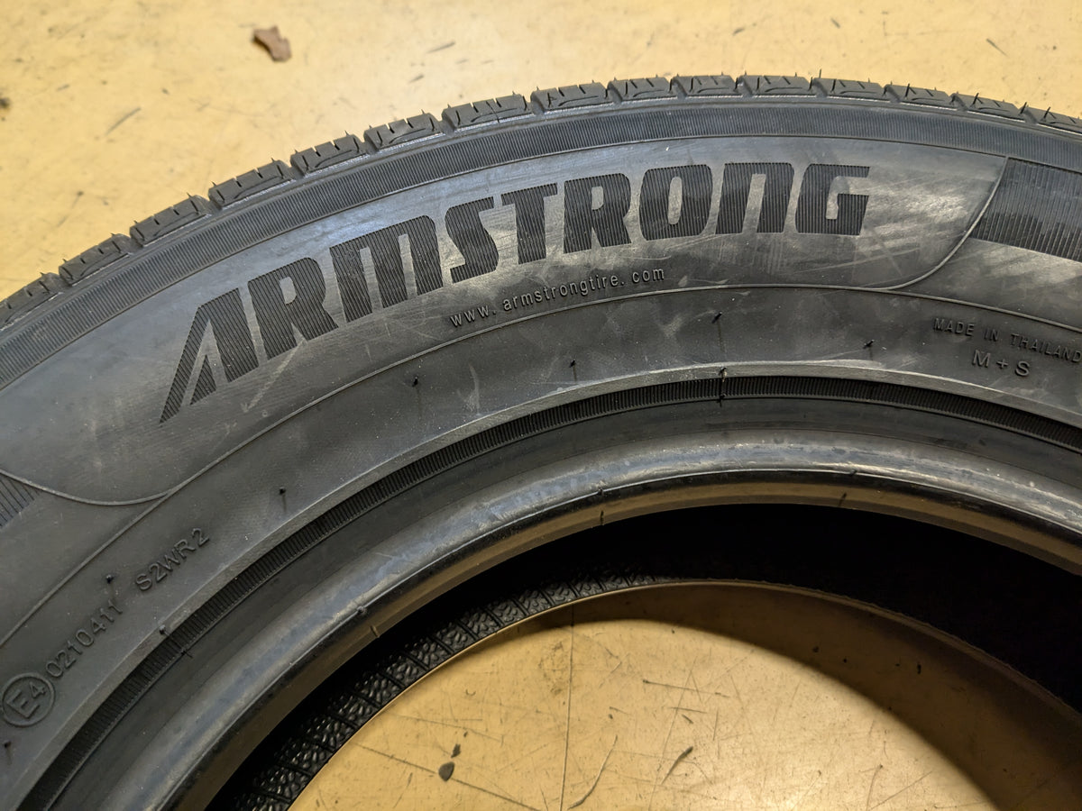 2 ARMSTRONG BLUE-TRAC PC BSW P 215 70 15 98H SUMMER TIRE 1200043058