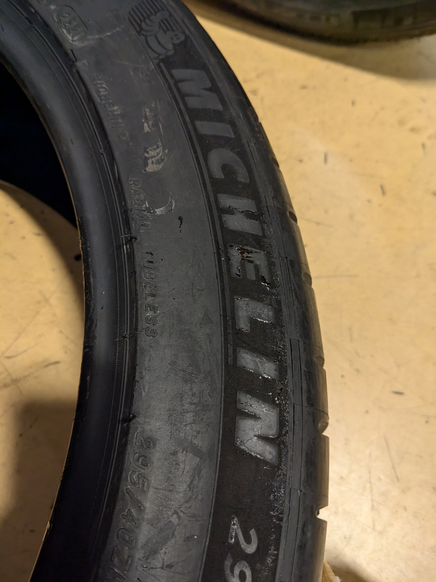 MICHELIN PILOT SPORT ALL SEASON 4 BSW P 295 40 21 111Y XL ALL SEASON TIRE 13538