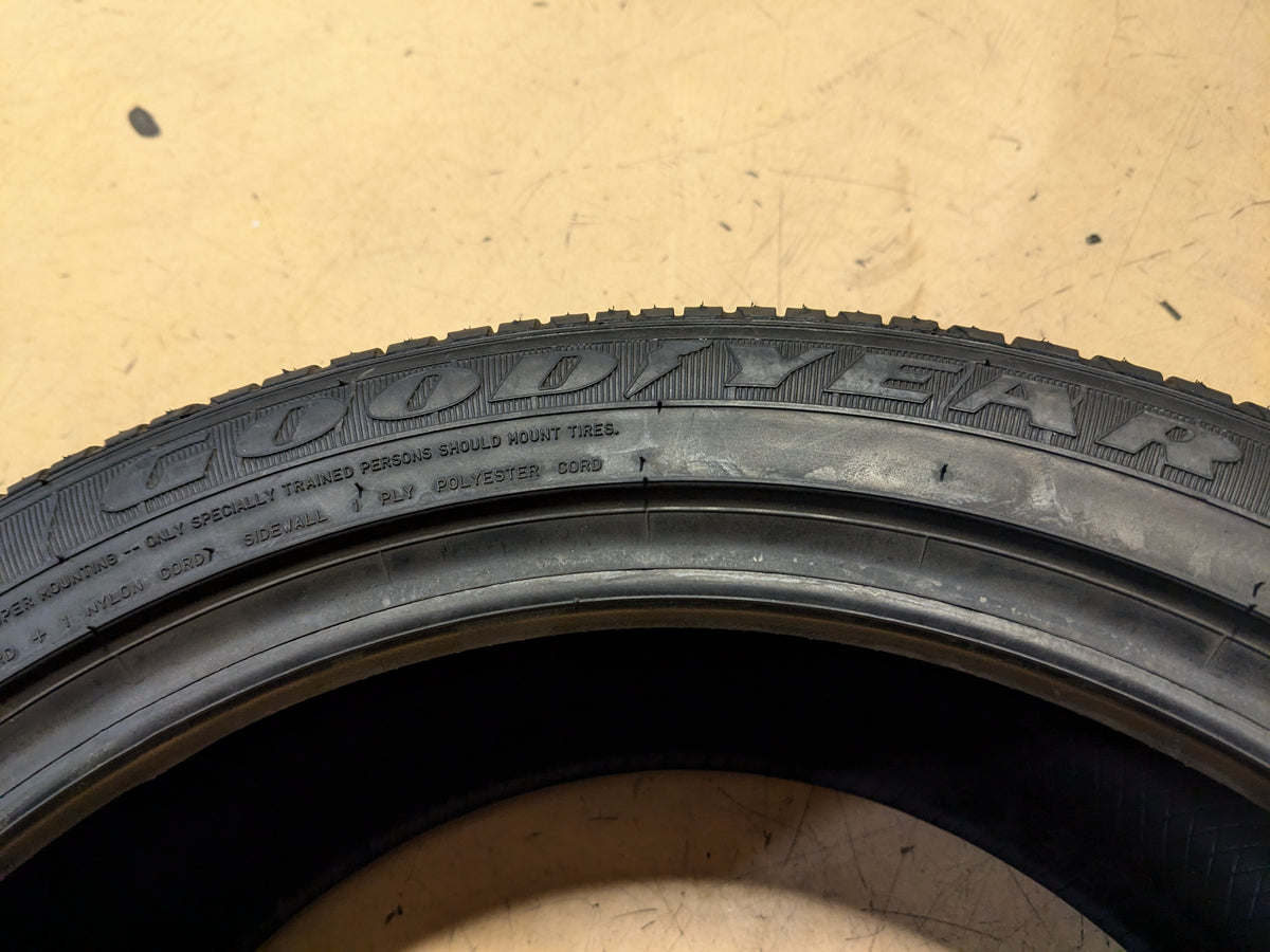 NOS GOODYEAR EAGLE LS-2 BSW P 215 45 17 87H SL ALL SEASON TIRE 706203163