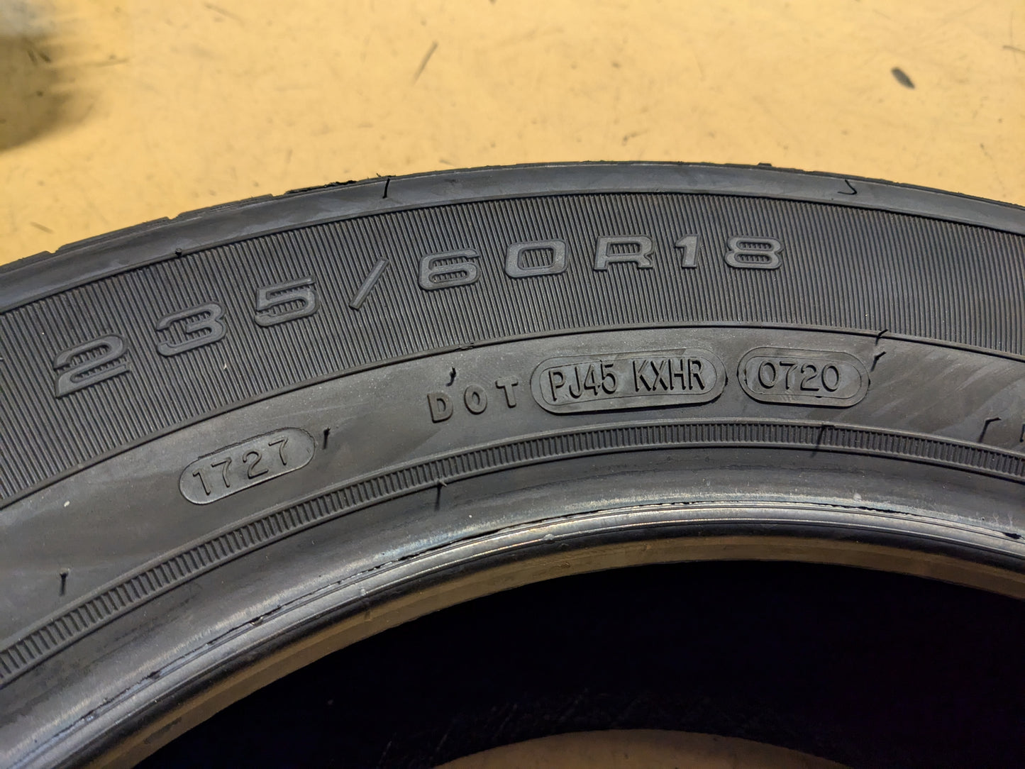 GOODYEAR VIVA 3 ALL SEASON BSW P 235 60 18 103H SL ALL SEASON TIRE 747815378