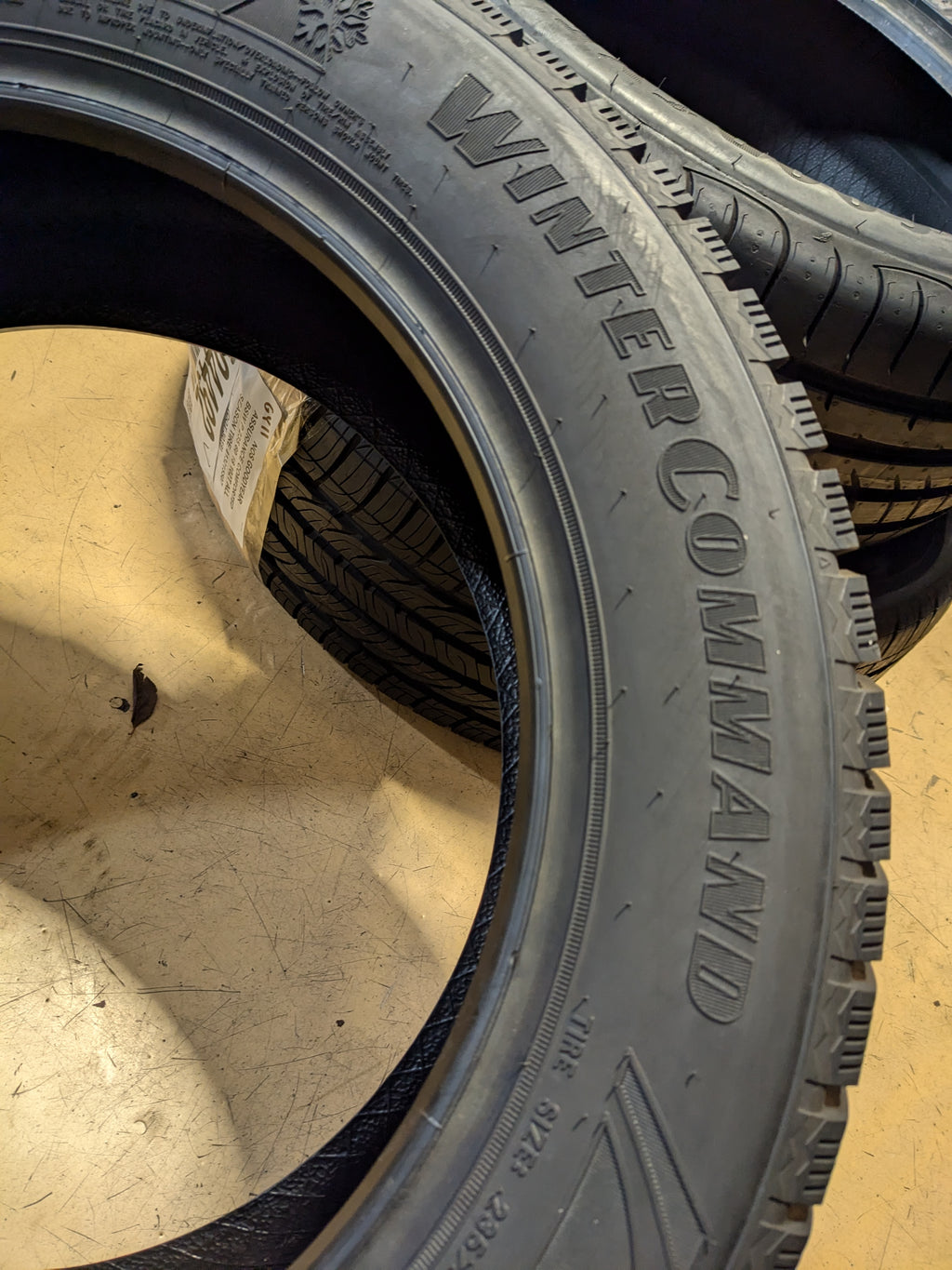 GOODYEAR WINTER COMMAND BSW P 235 55 18 100V WINTER TIRE 187061565