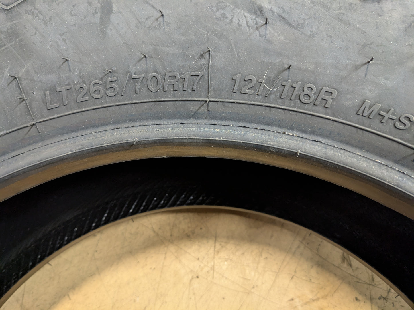 FIRESTONE WINTERFORCE LT BSW LT 265 70 17 121/118R E TIRE 246471