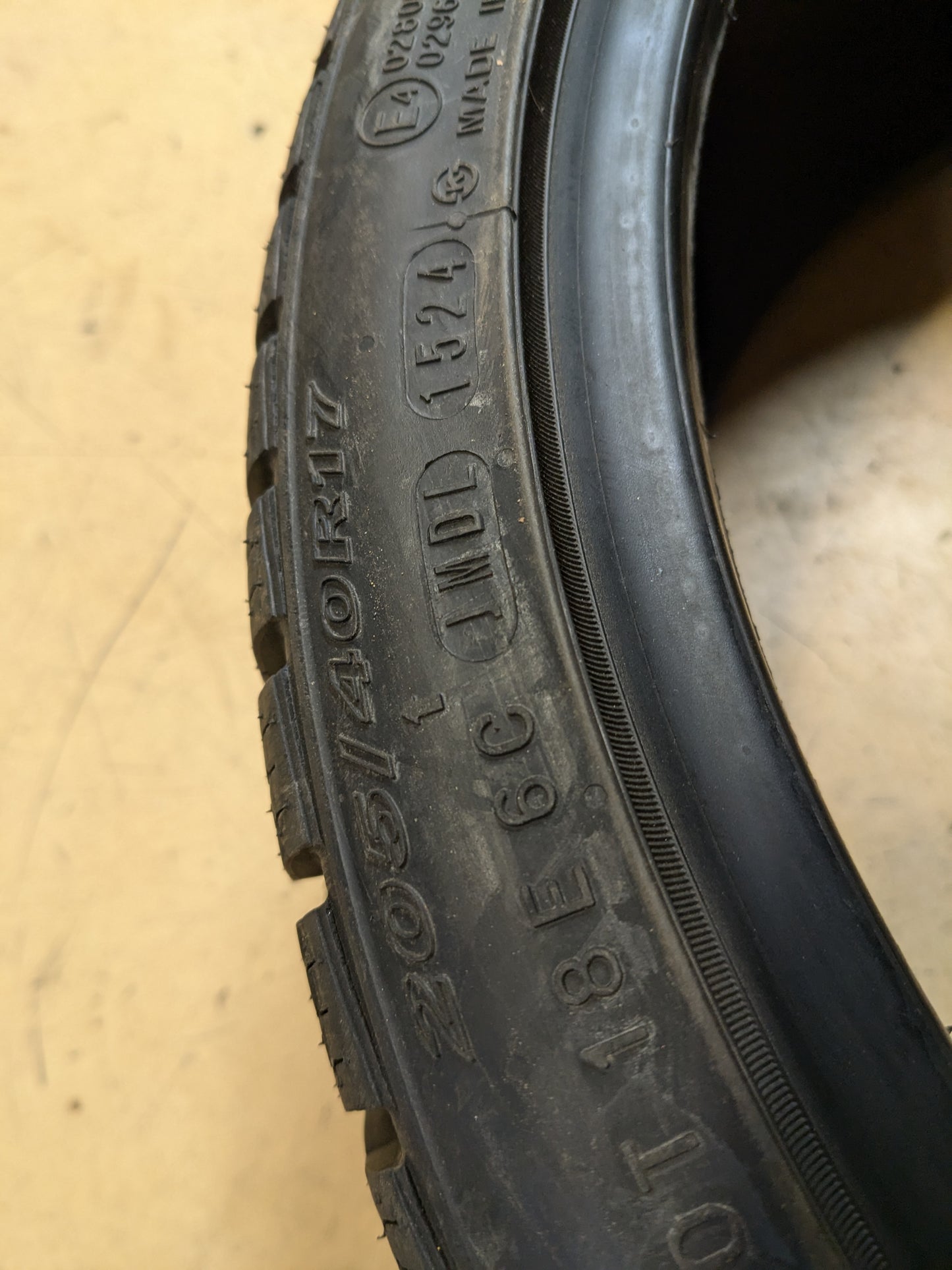 2 NEXEN WINGUARD SPORT 2 BSW P 205 40 17 84V WINTER TIRE 15440NXK
