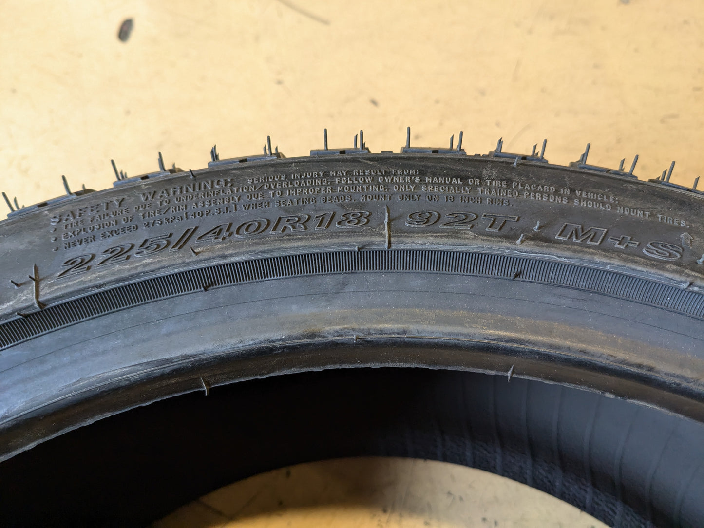 2 NEXEN WINGUARD WINSPIKE 3 BSW P 225 40 18 92T XL WINTER TIRE 18427NXK
