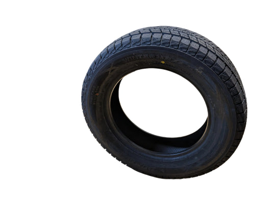 DUNLOP WINTER MAXX SJ8 BSW P 235 60 17 102R WINTER TIRE 290124114